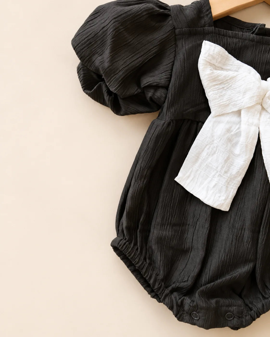 Bow Textured Puff Sleeve Romper