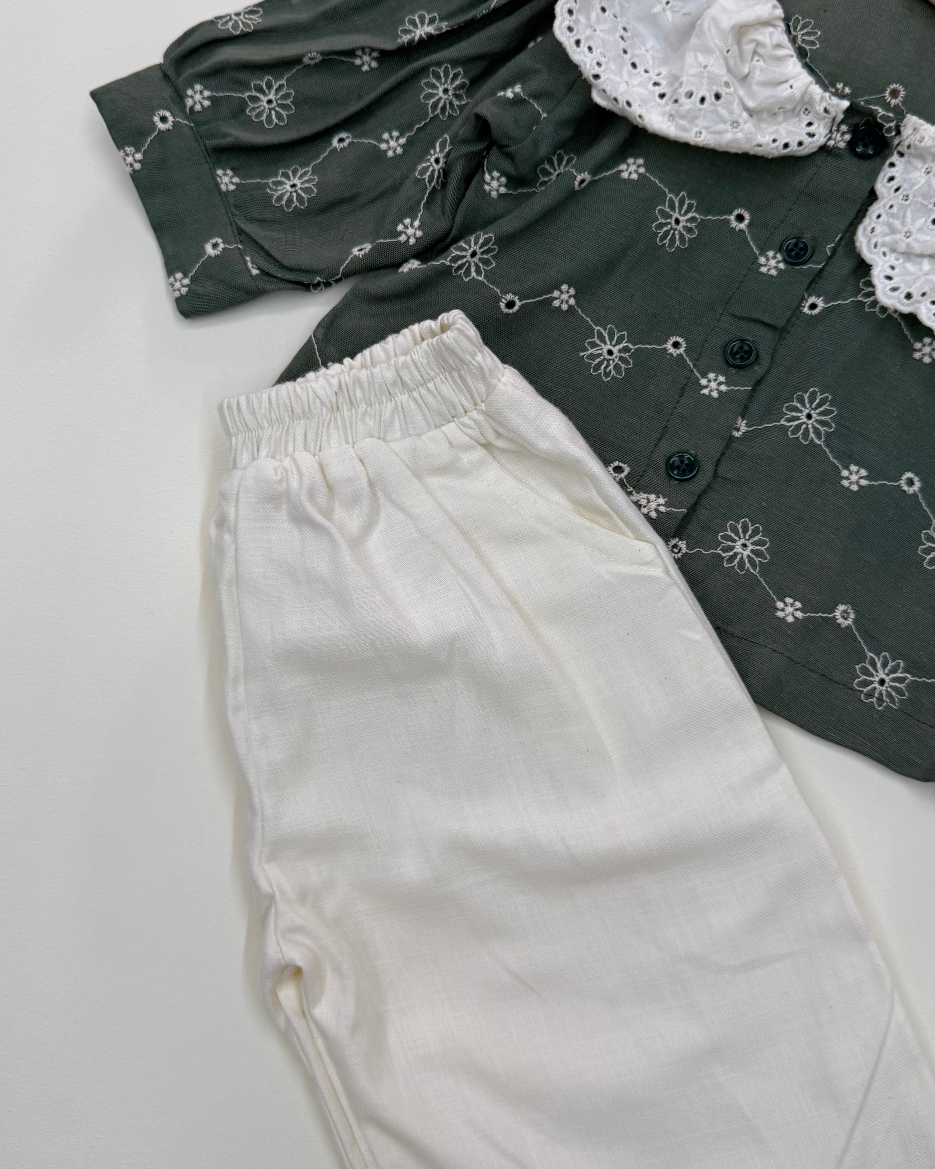 Lace Collar Cord Set