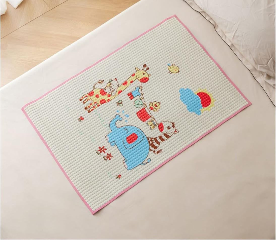 Waterproof natural rubber baby cot sheet in 60 × 90 cm size