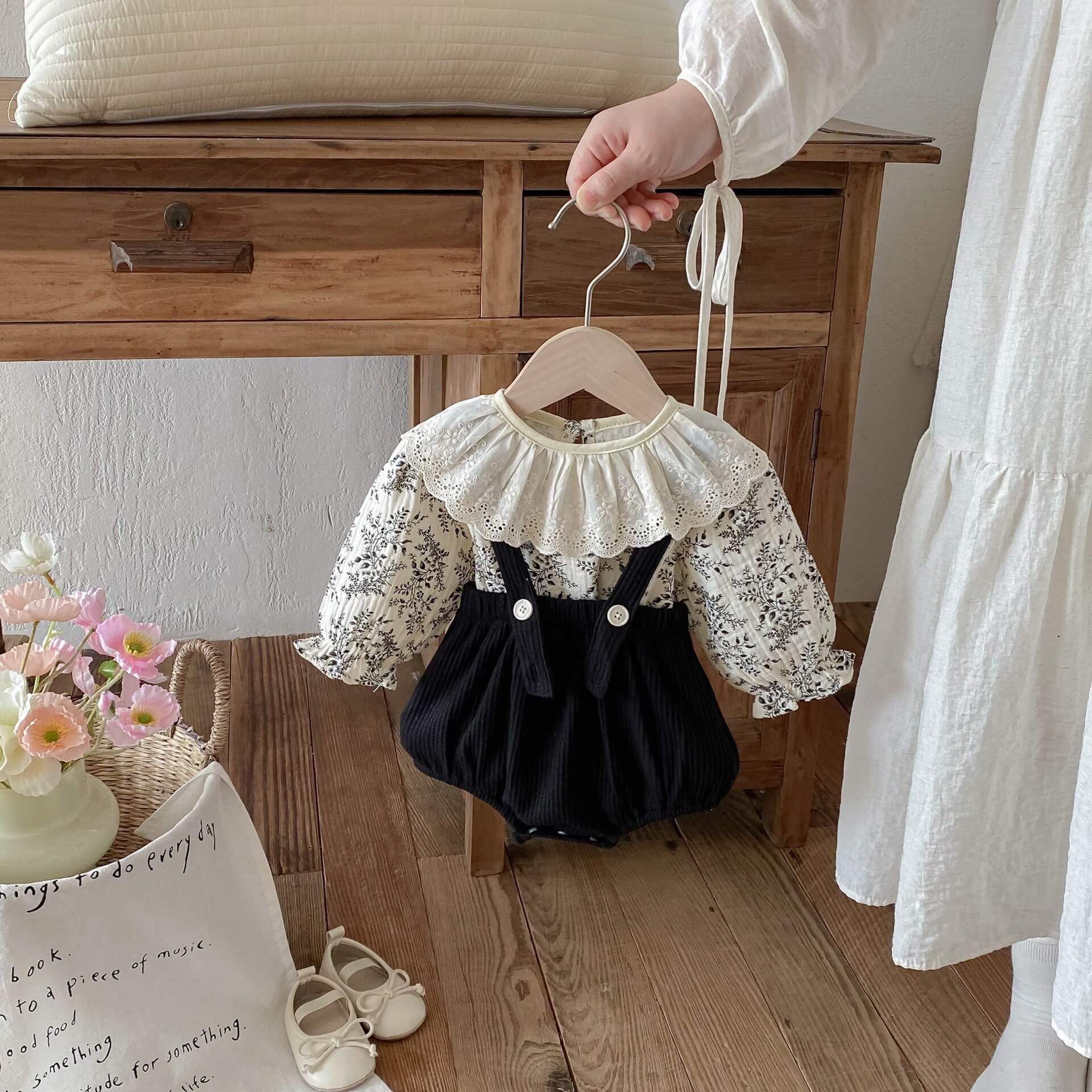 Baby Girl Vintage Floral Blouse & Black Corduroy Suspender Romper 2 Pcs Set