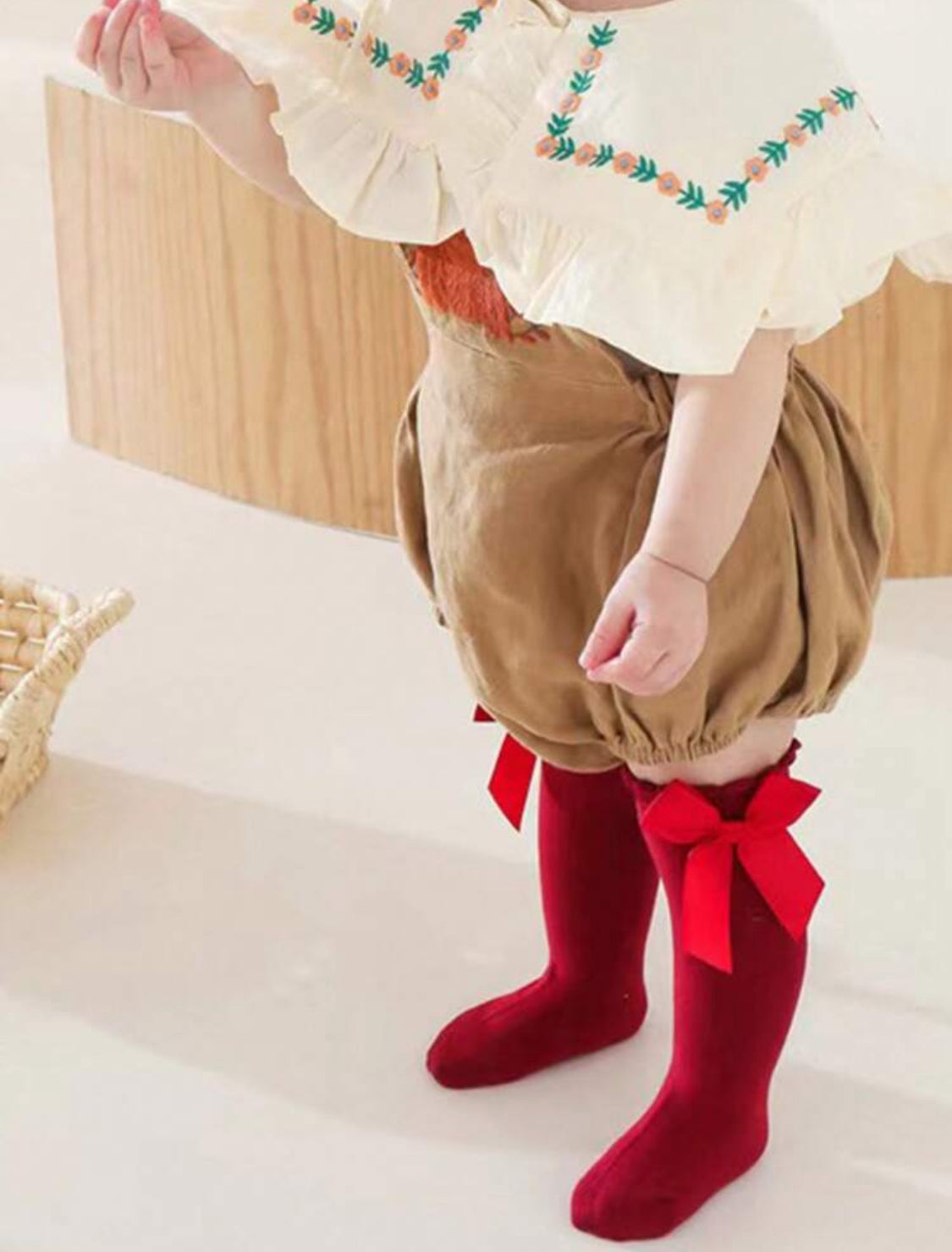 Bow Decor Maroon Socks