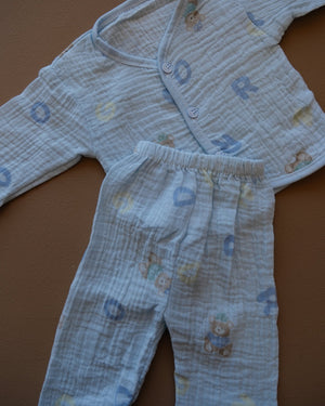 Pale blue baby clothing set with bear and letter prints