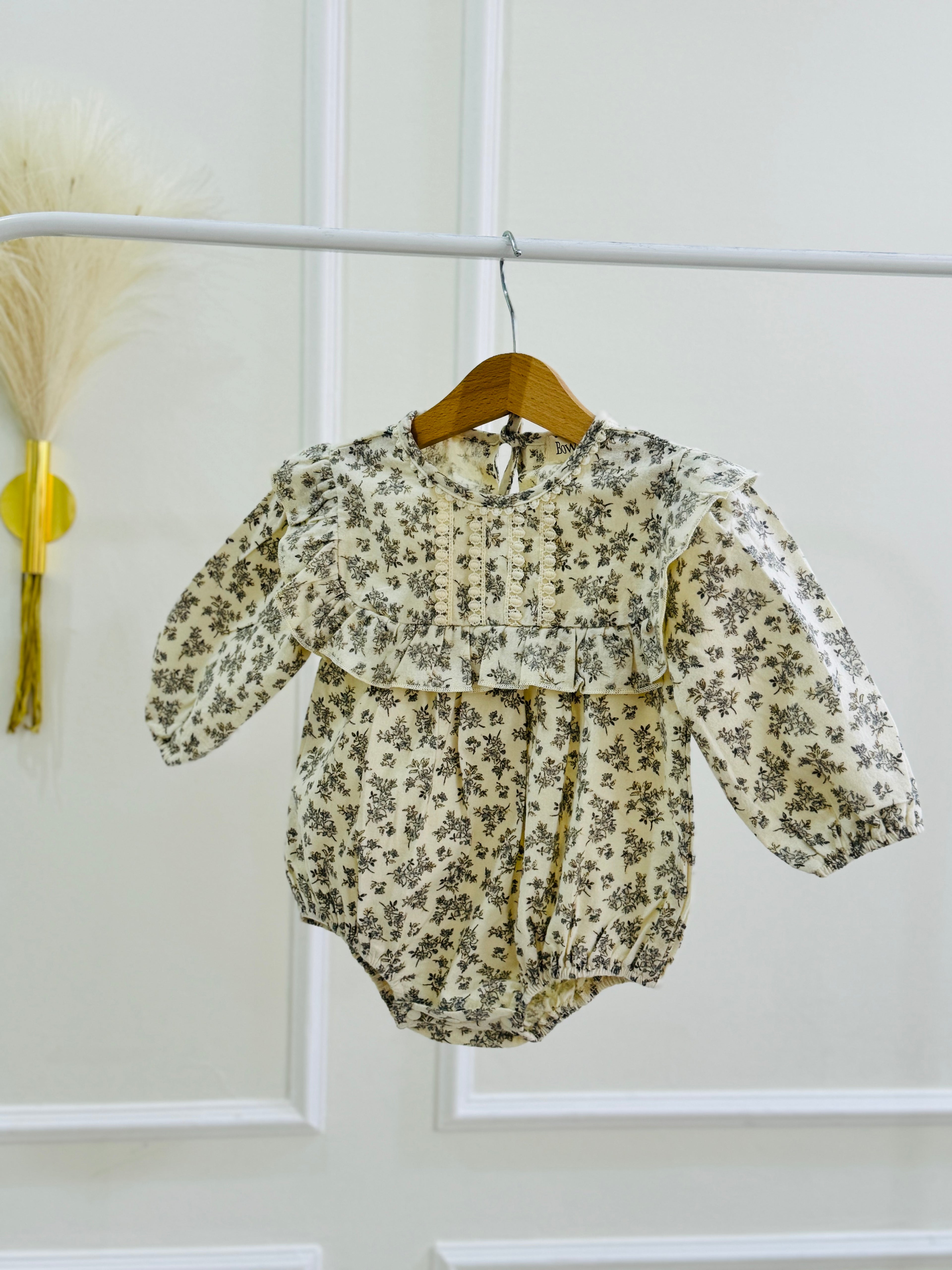 Ditsy Floral Print Romper