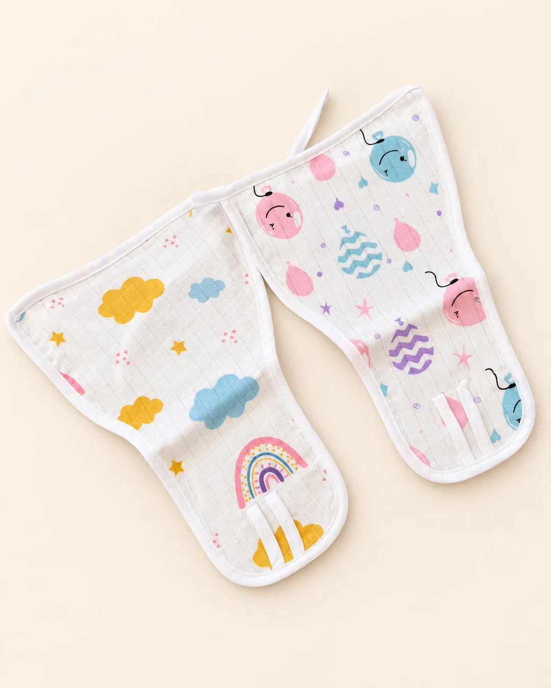 Printed muslin baby langot with tie fastening