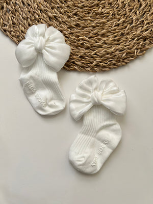 Beautiful Bow Decor Baby Socks