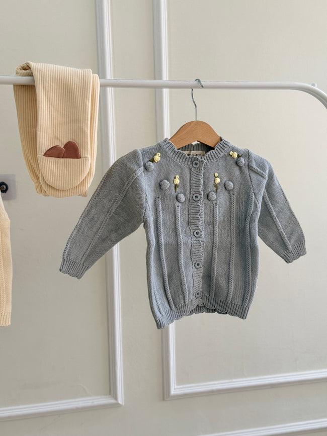 Flower Embroidery Sweater Main Image