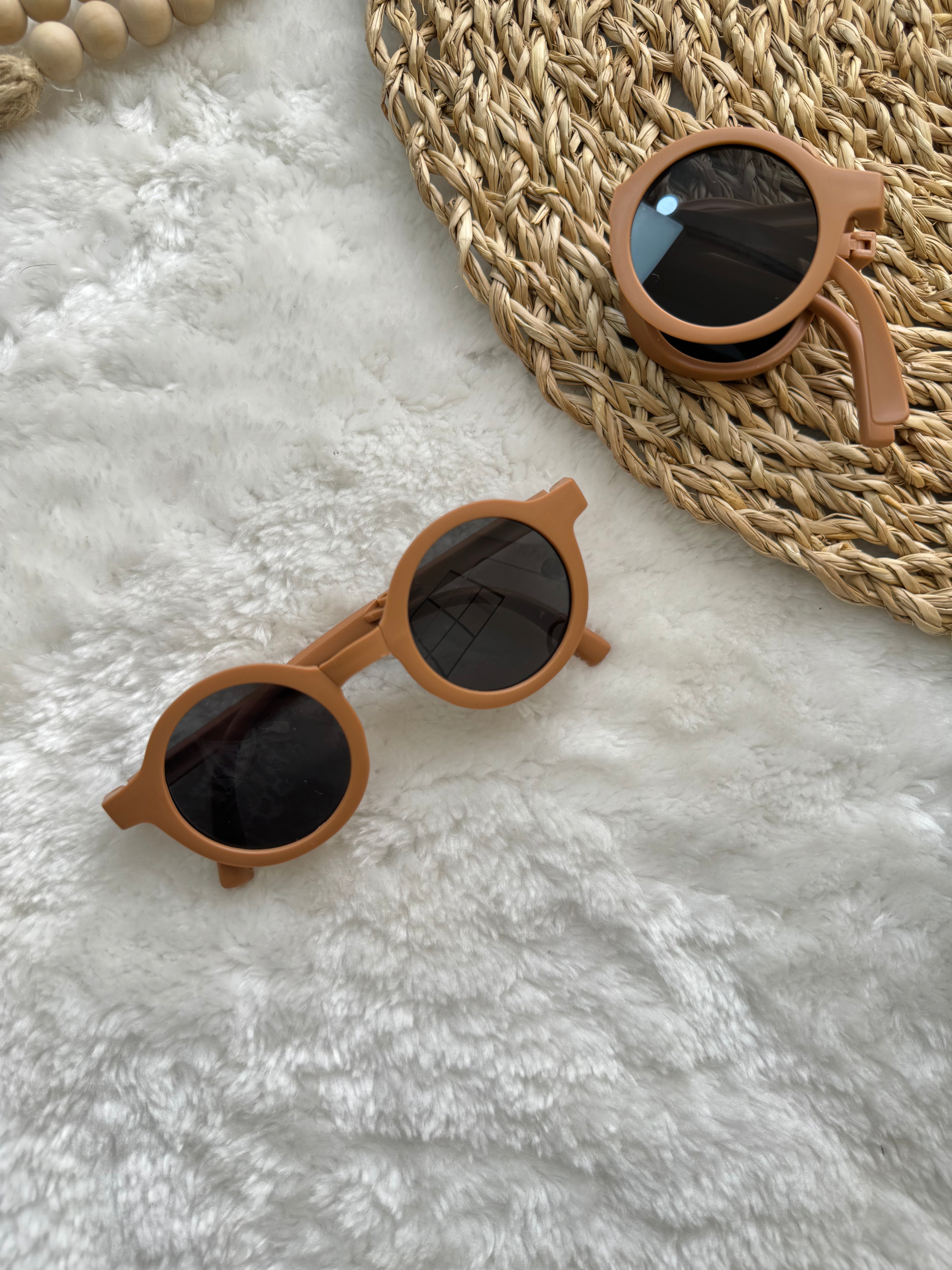 Foldable Round Sunglass 1+ Year