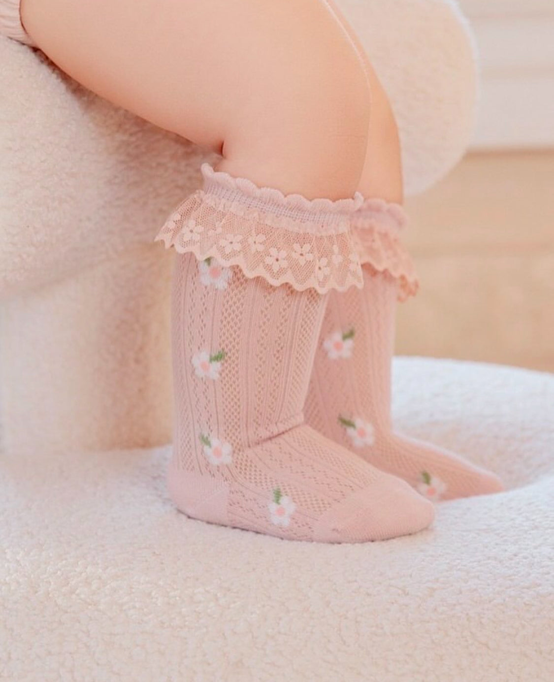 Princess Floral Pattern Ruffle Socks with Lace