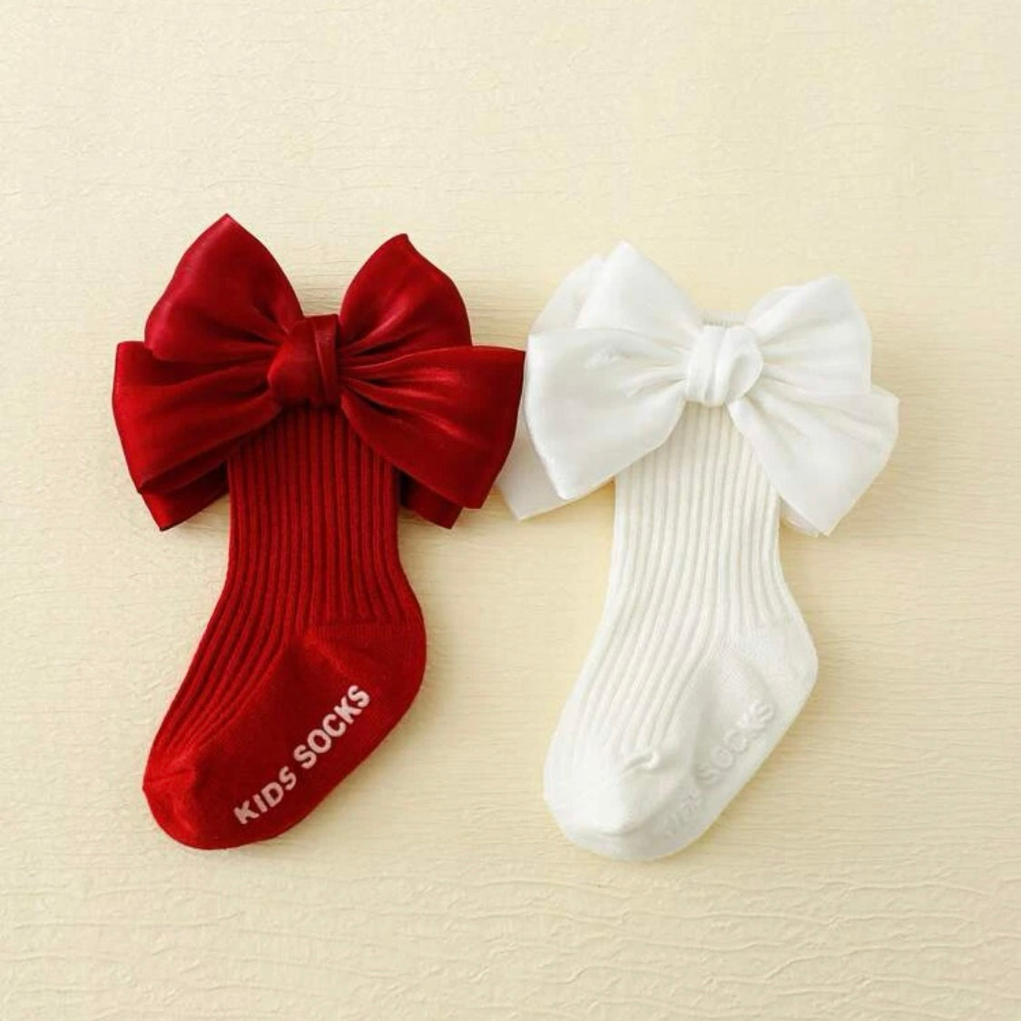 Beautiful Bow Decor Baby Socks
