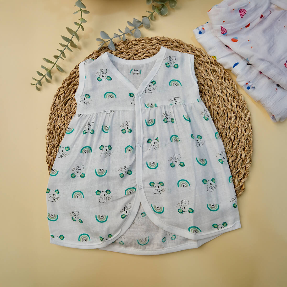 Sleeveless Frock with button - Bowkart